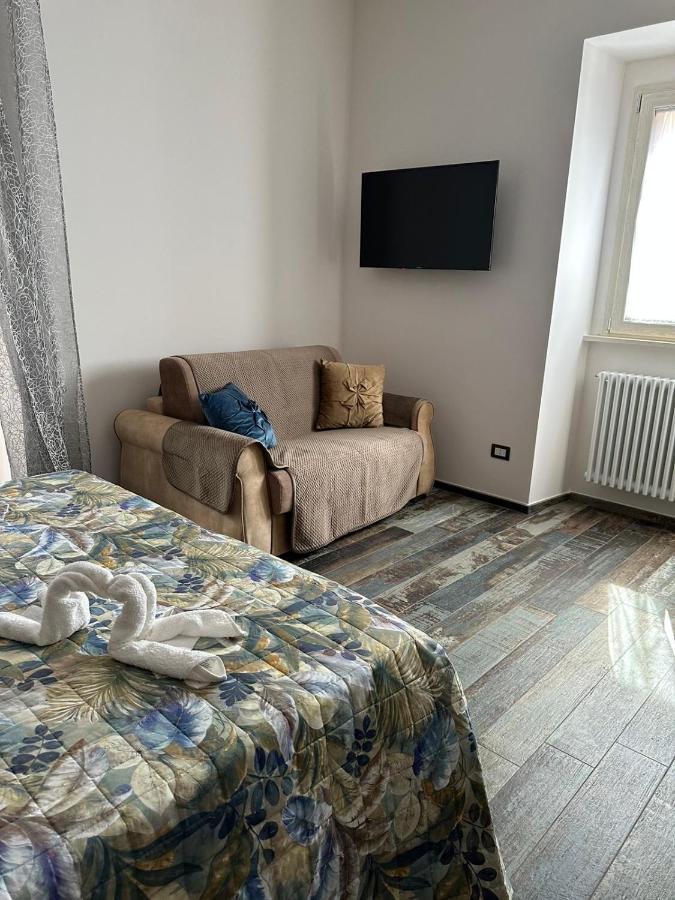 Home J&J Барі Екстер'єр фото